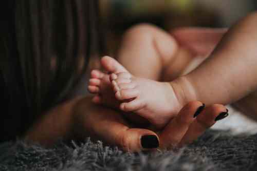 My experience weaning my baby / can you afford to have a baby