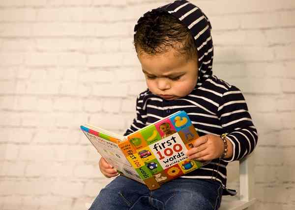 child reading lagosmums
